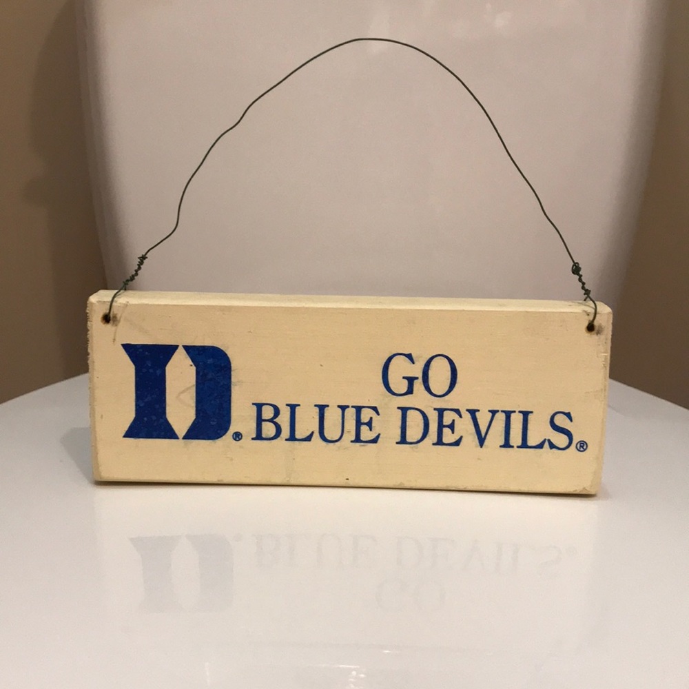 VTG Duke University Go Blue Devils Sign